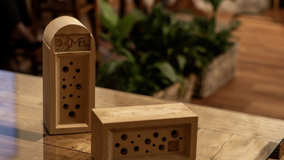 bee brick